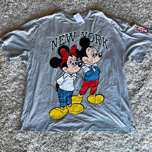 H&M Tops - Women H&M Disney tee